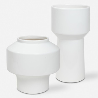 Uttermost Illumina Abstract White Vases, Set/2 (85|18049)